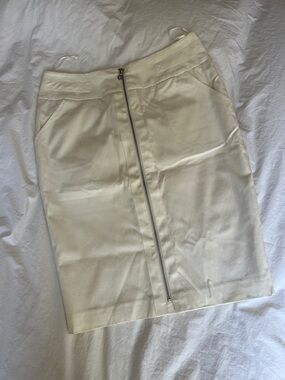 Cream Zip-Front Pencil Skirt